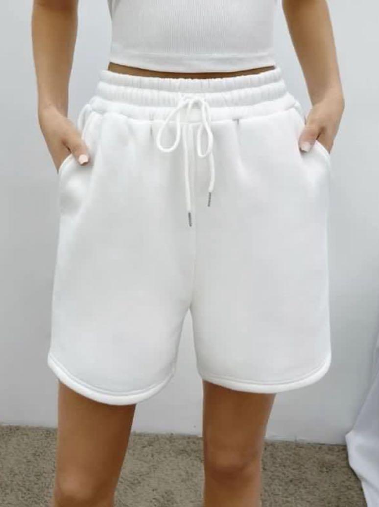 White Shorts SHEIN, Women's Fashion 