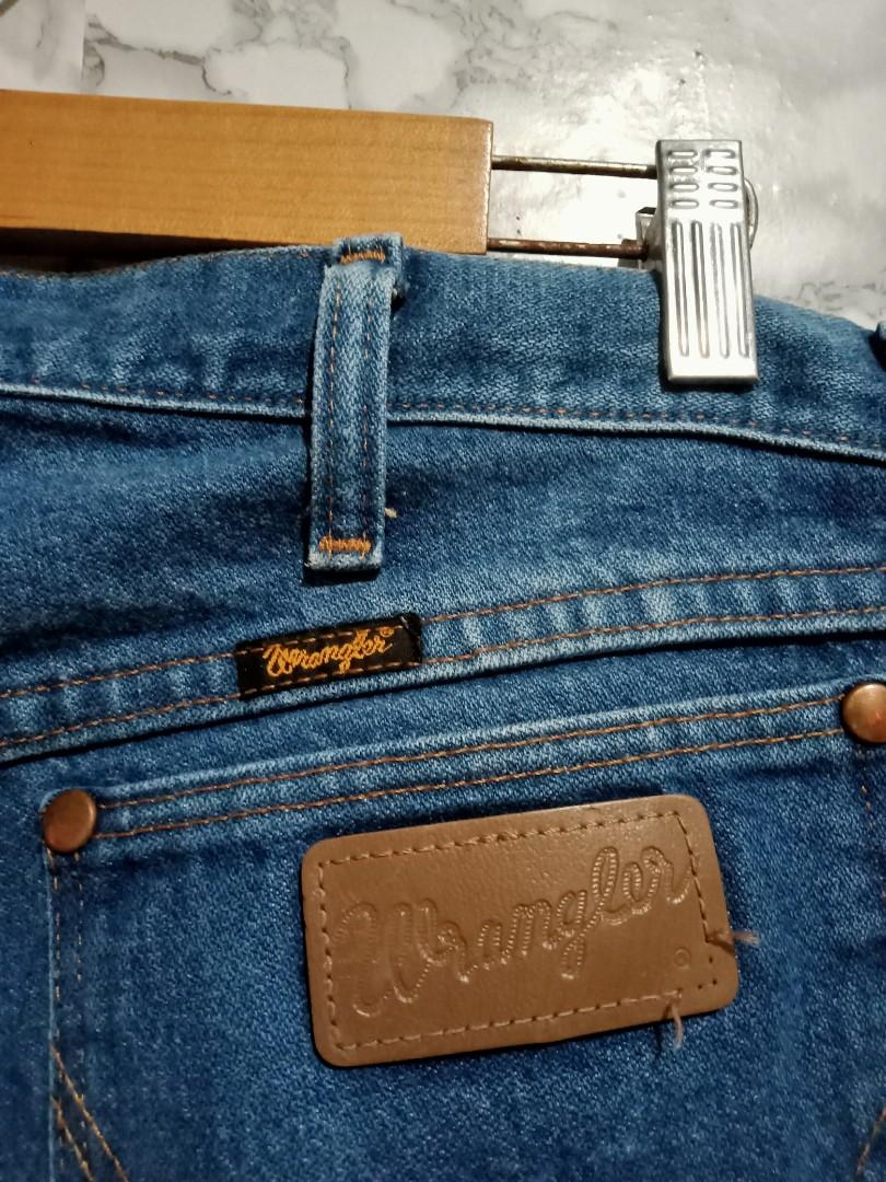 Wrangler Jeans Original Cut Size 34x30, Actual Waist is 34 Made in Mexico  of US Fabric Excellent Condition, Men's Fashion, Bottoms, Jeans on Carousell