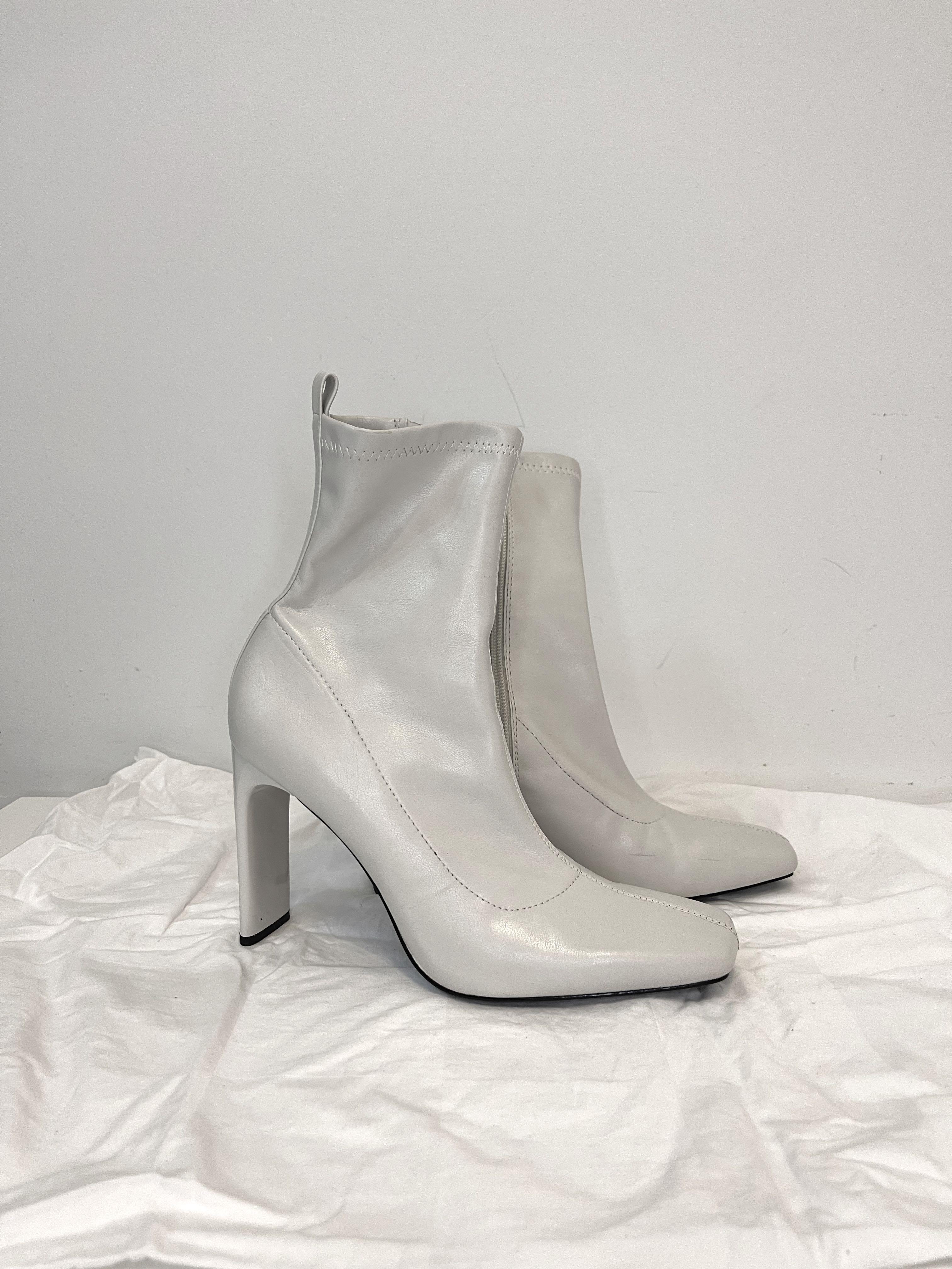 Zara white leather boots