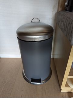 （分類：）位於 。 由 nigelthelee 提交（商品編號 1163147837，圖片 1）。簡介： 。
