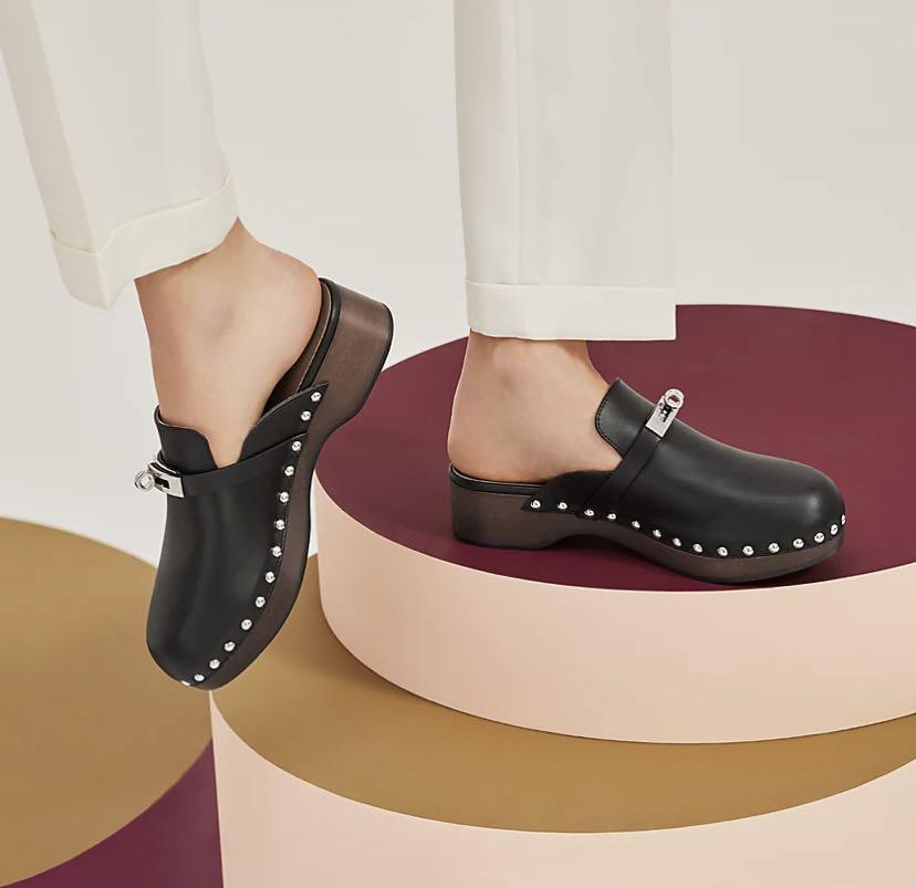 Hermes Carlotta Mule in Noir Size 36 Slip On Clogs 🖤🖤🔮🔮🎬🎬, Luxury,  Sneakers & Footwear on Carousell