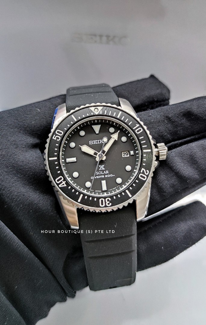Brand New Seiko Prospex Solar Divers Black Dial on Rubber Strap SNE573P1,  Men's Fashion, Watches & Accessories, Watches on Carousell