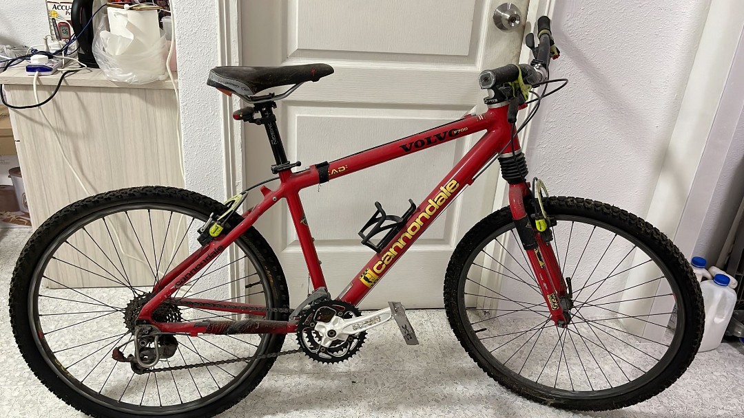 Cannondale F700 Team Volvo Sports Equipment Bicycles Parts