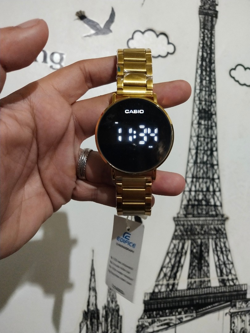 Casio round touch best sale watch