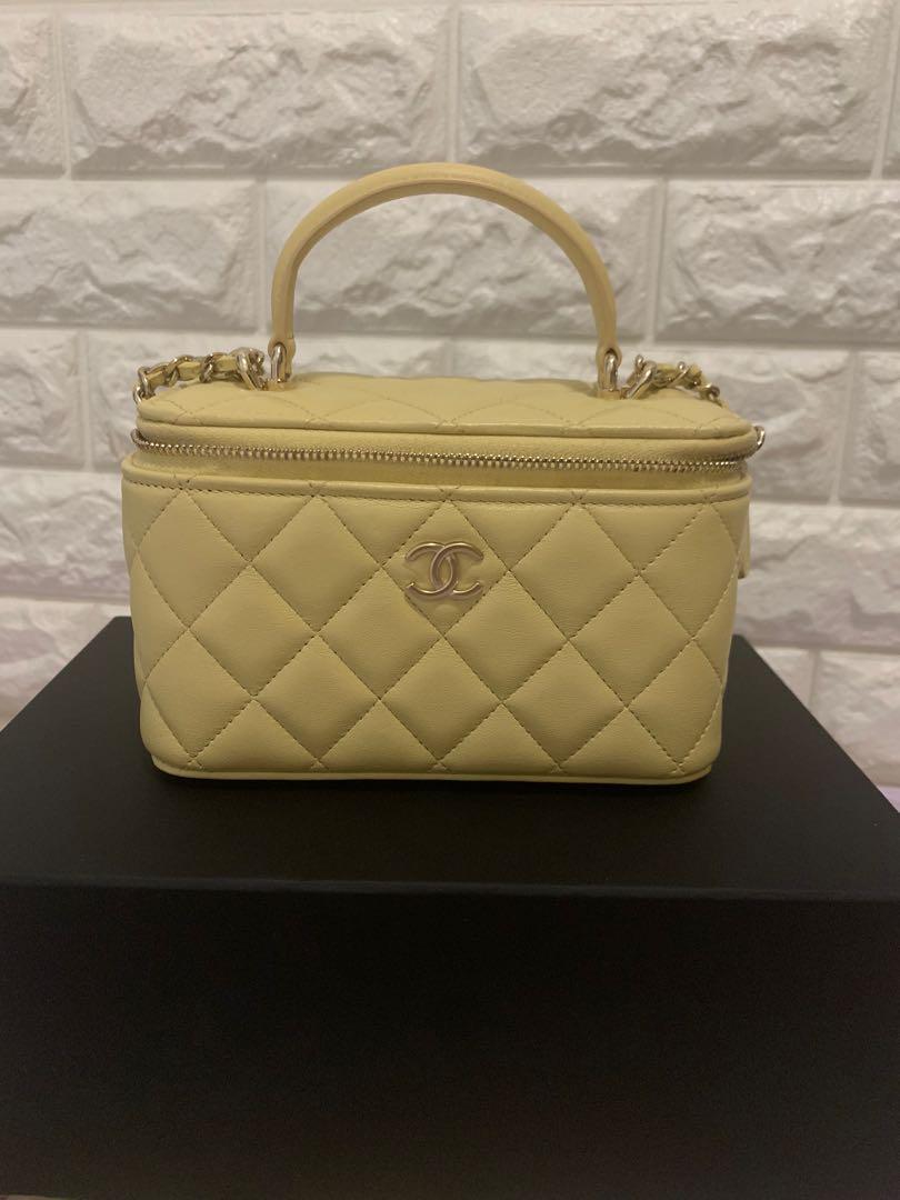 Chanel vanity case best sale yellow