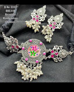 choker set