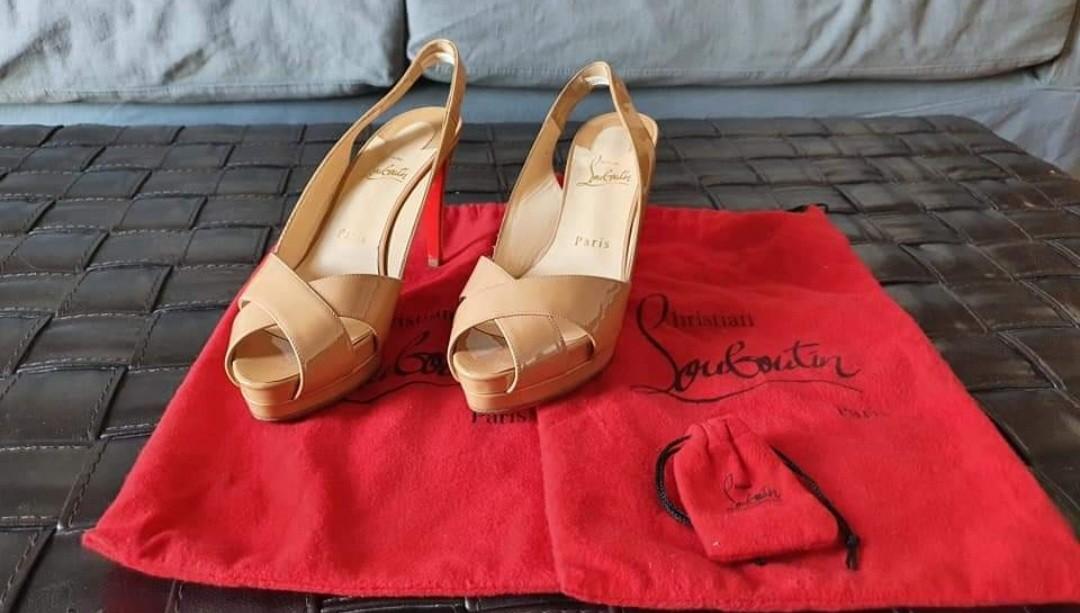 harga heels christian louboutin