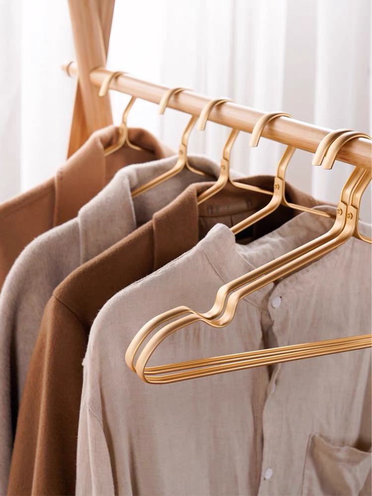 Premium Metal Coat Hangers - Gold