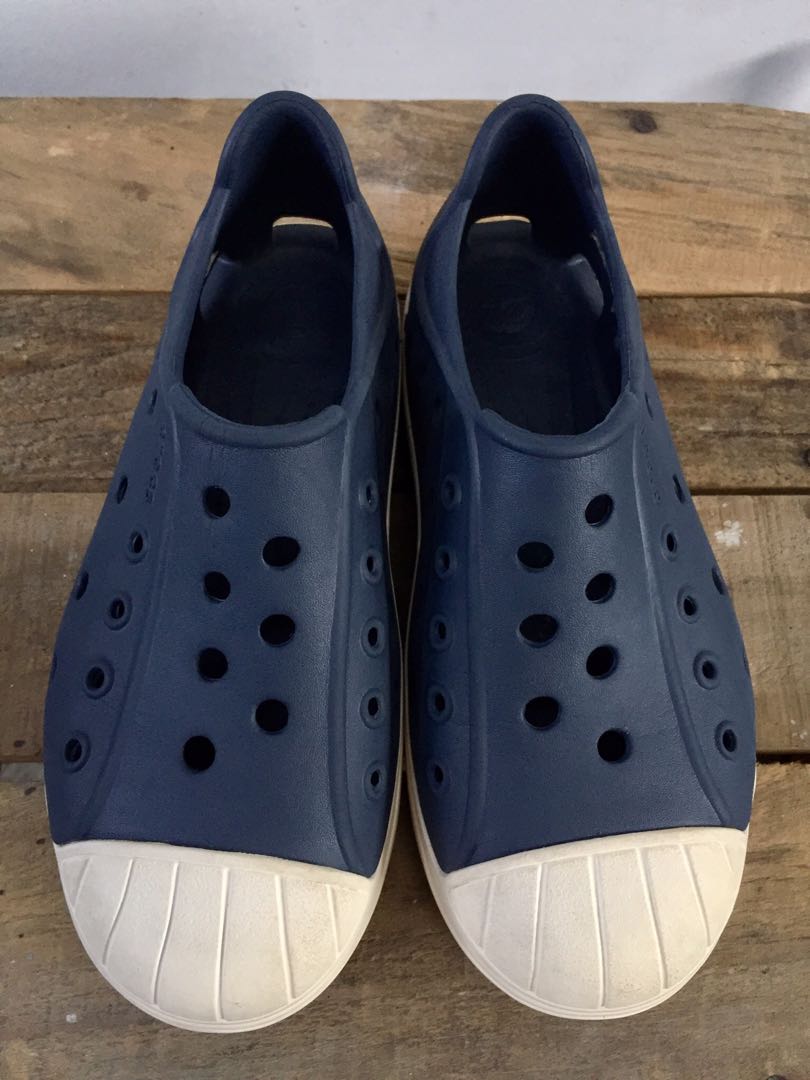 FREE SF Crocs Shoes Bumper Top Clog on Carousell