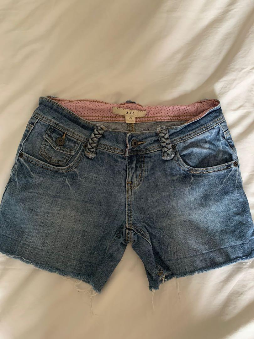 Denim Shorts - Forever 21, Fesyen 