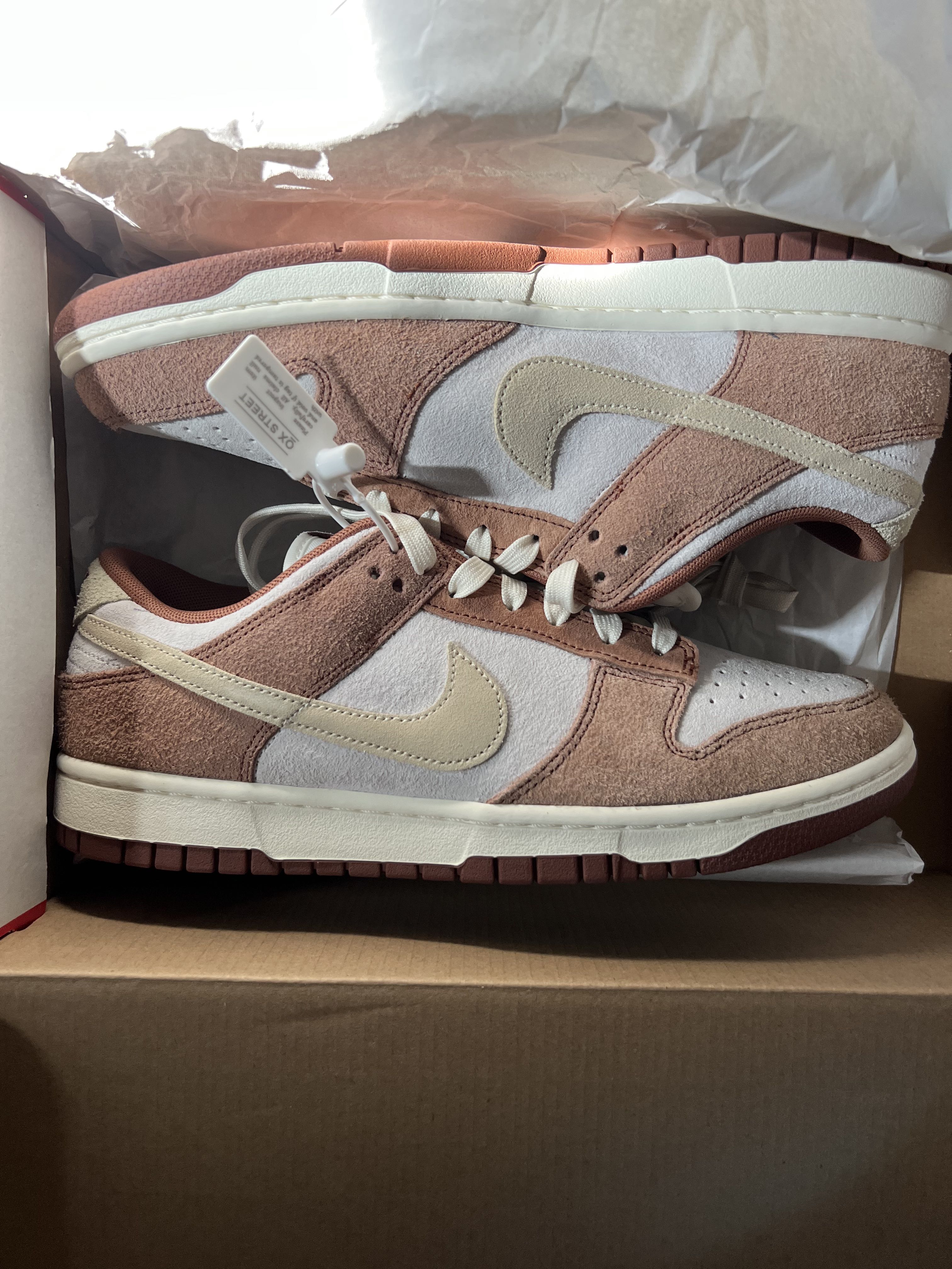 nike down low medium curry