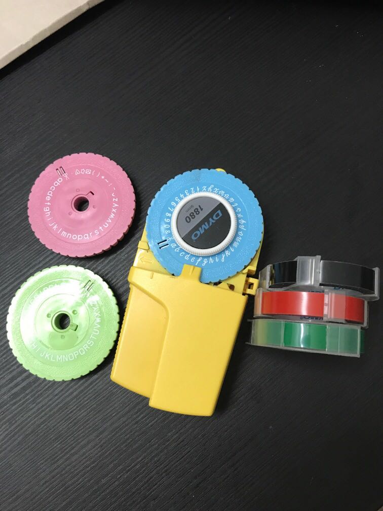 Dymo 1880 Manual Label Maker Typewriter with 3rolls Plastic, Hobbies