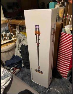 Dyson v15 detect total clean cordless vacuum