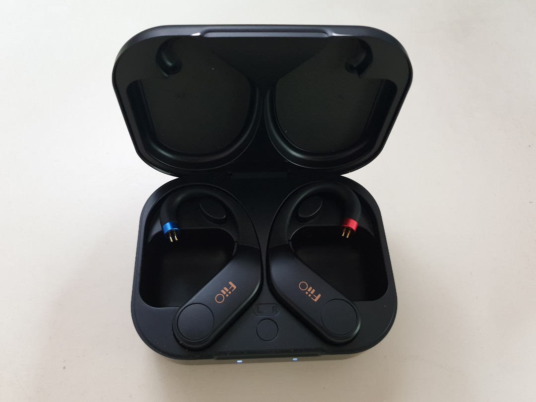 FiiO UTWS5 (2-pin), Audio, Portable Audio Accessories on Carousell