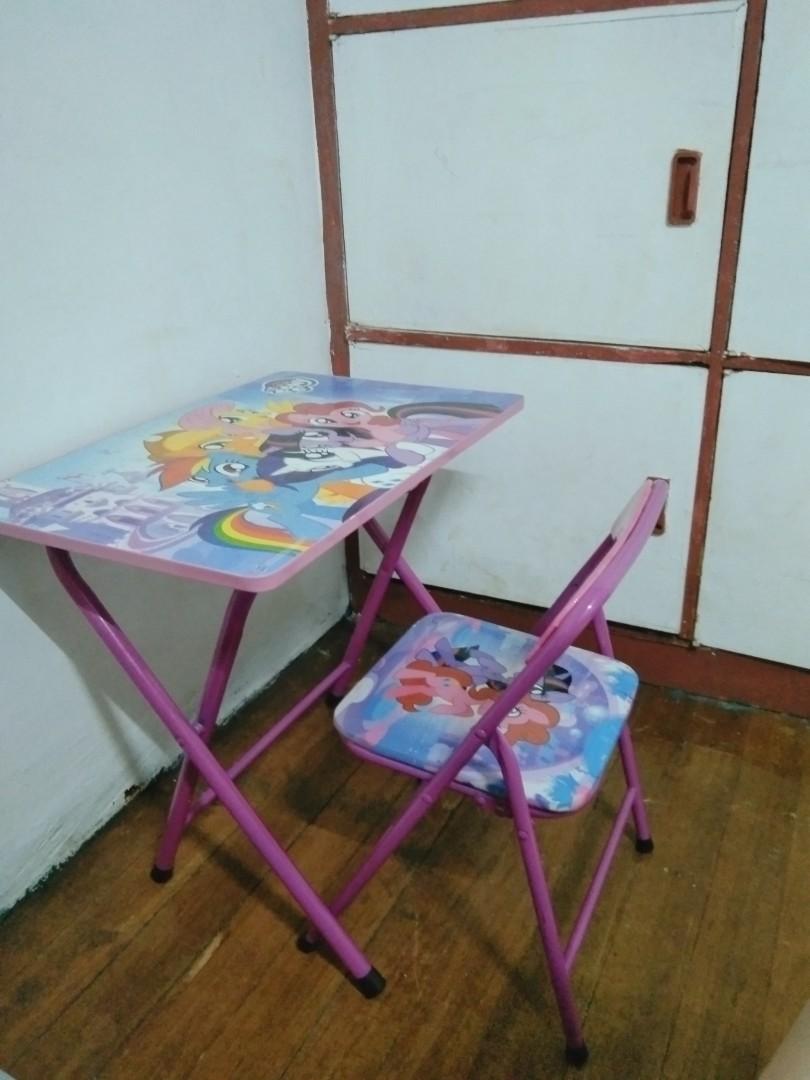Foldable kids table discount
