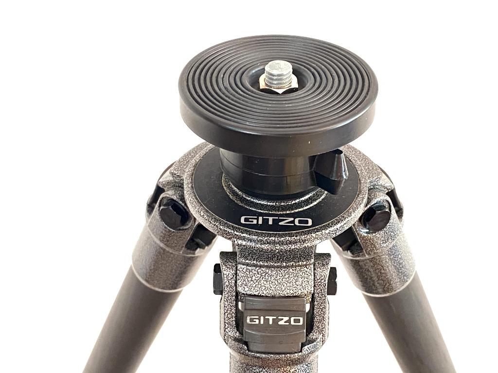 Gitzo G1228 MK2 支碳纖腳均超越95%新, 攝影器材, 攝影配件, 腳架