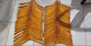 Hanger Kayu impor