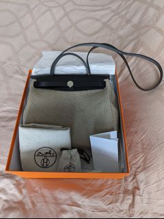 （分類：）位於 。 由 nigelthelee 提交（商品編號 1163151647，圖片 1）。簡介： 。