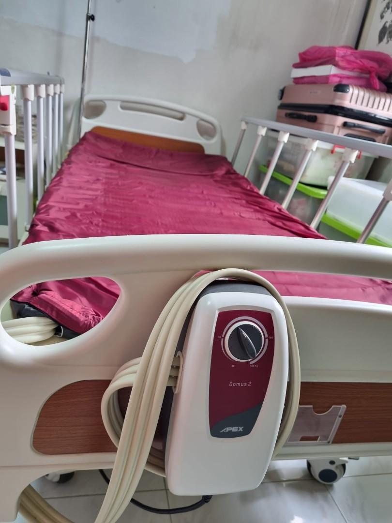 Hospital bed with mattress and air circulation mattress, Furniture