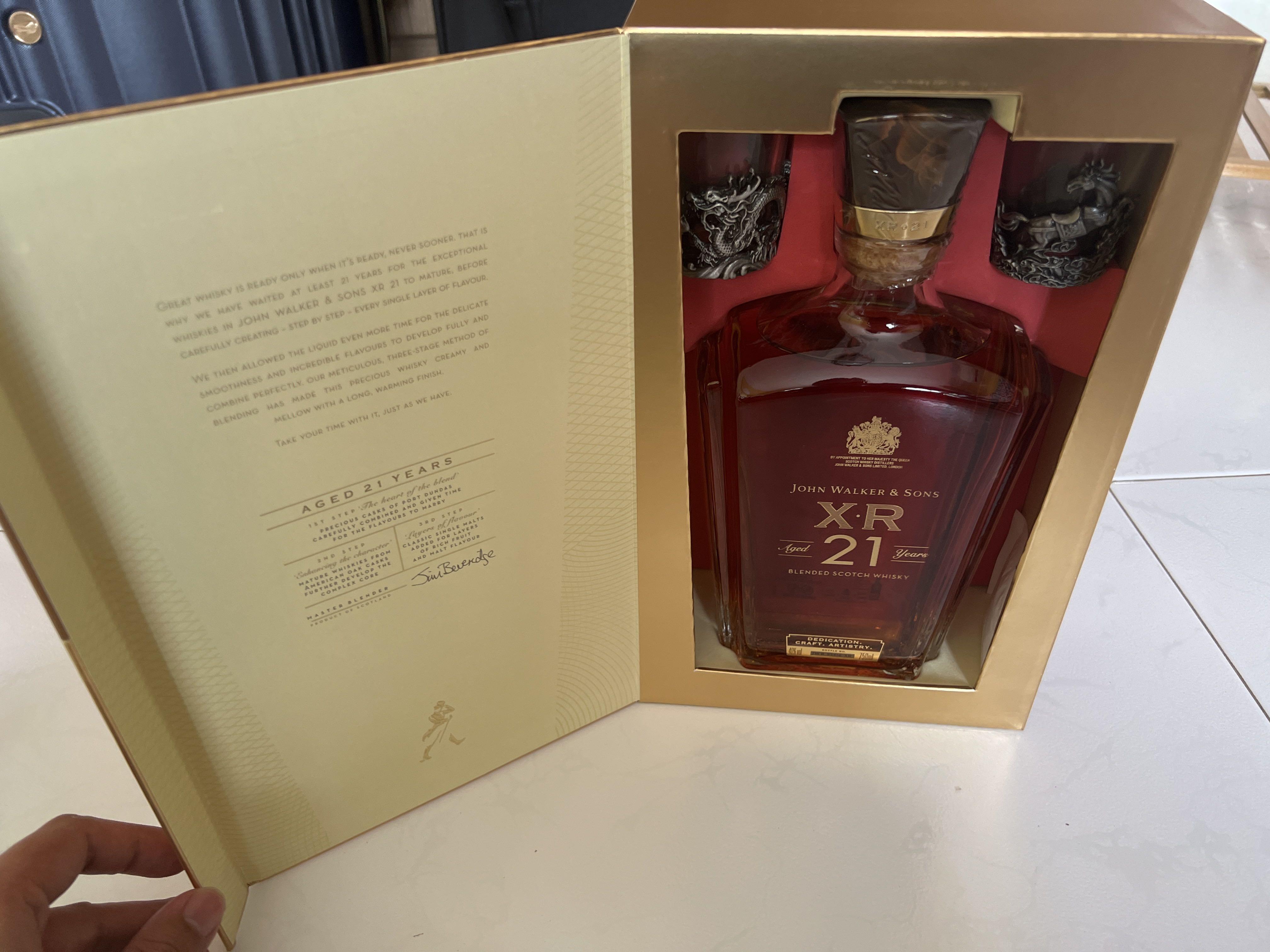 Johnnie Walker XR21 (with shooter glass 750ml), Food & Drinks ...
