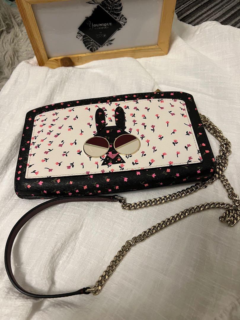 KATE SPADE SLING WALLET LIMITED EDITION (Category: Luxury Bags & Wallets) located in Makati City. Submitted by hopiehopes (Listing ID 1163244397, Image 1). Description: .