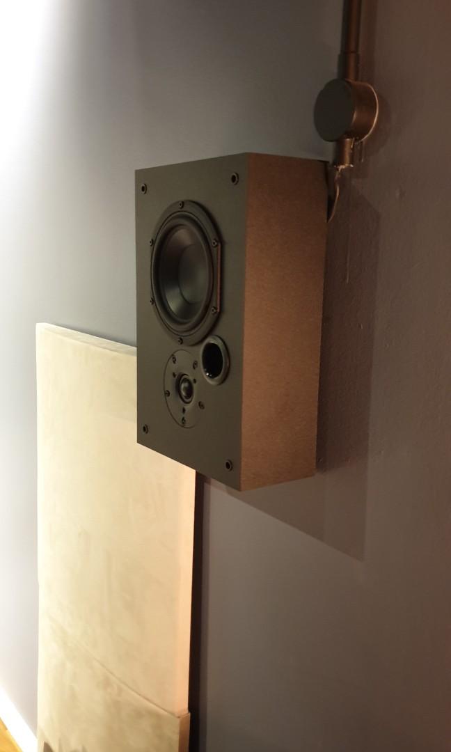 Krix Phonix Flat Surround Speaker