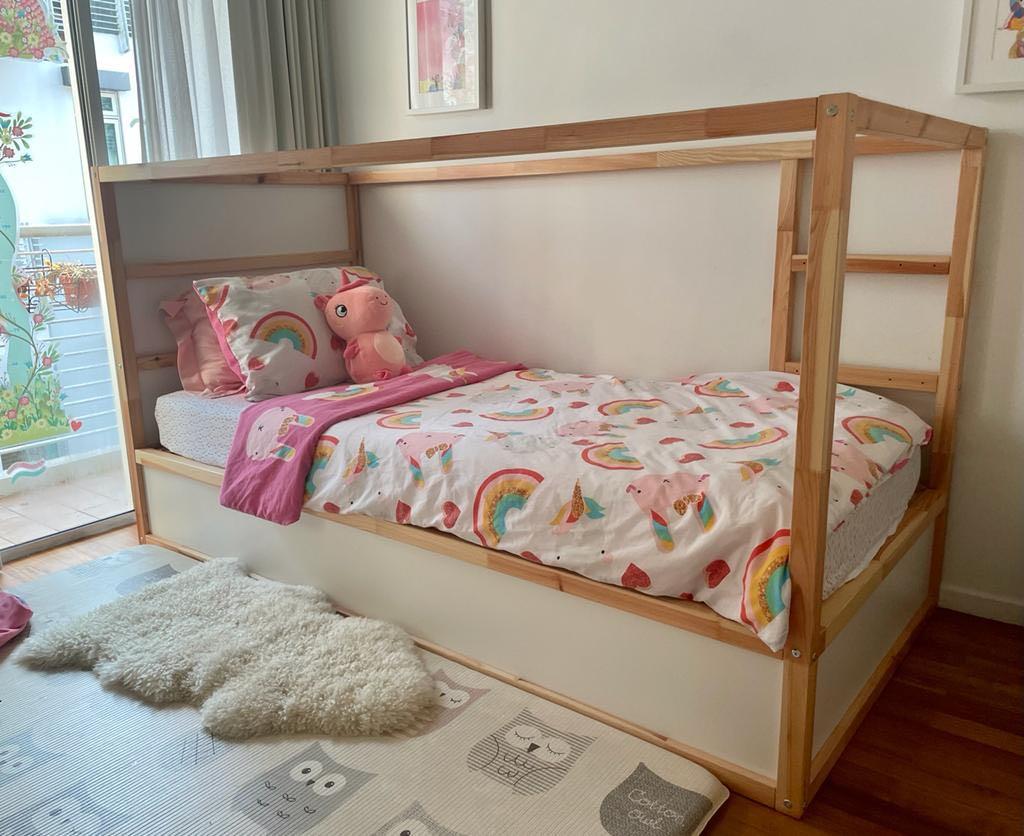 Kura store reversible bed