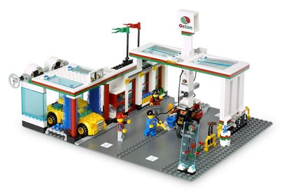 lego octan station