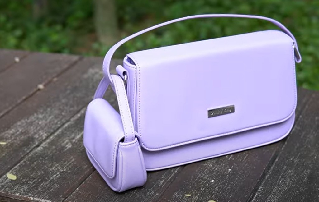 Limited Edition Mary Kay Lilac Flap Bag Duo