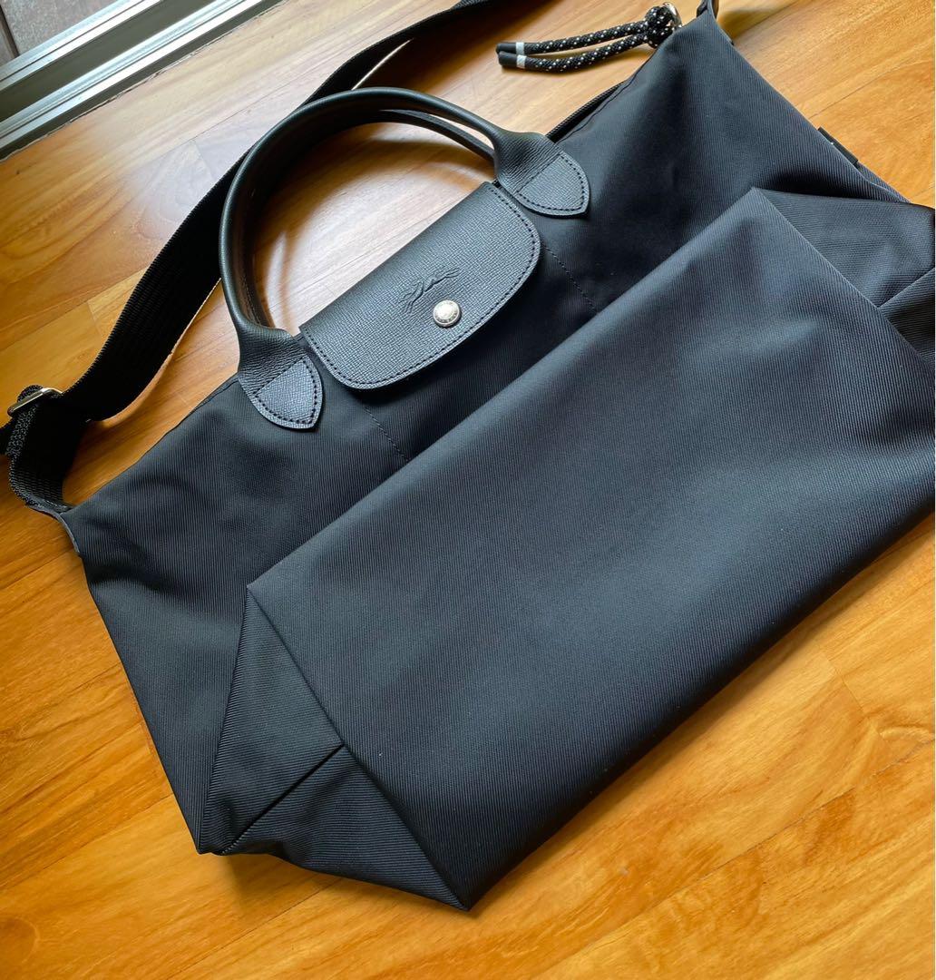 Longchamp Le Pliage Neo Small navy, Women's Fashion, Bags & Wallets, Tote  Bags on Carousell
