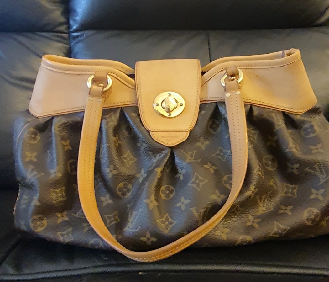 💯Louis Vuitton LV Boetie GM bag, Luxury, Bags \u0026 Wallets on Carousell
