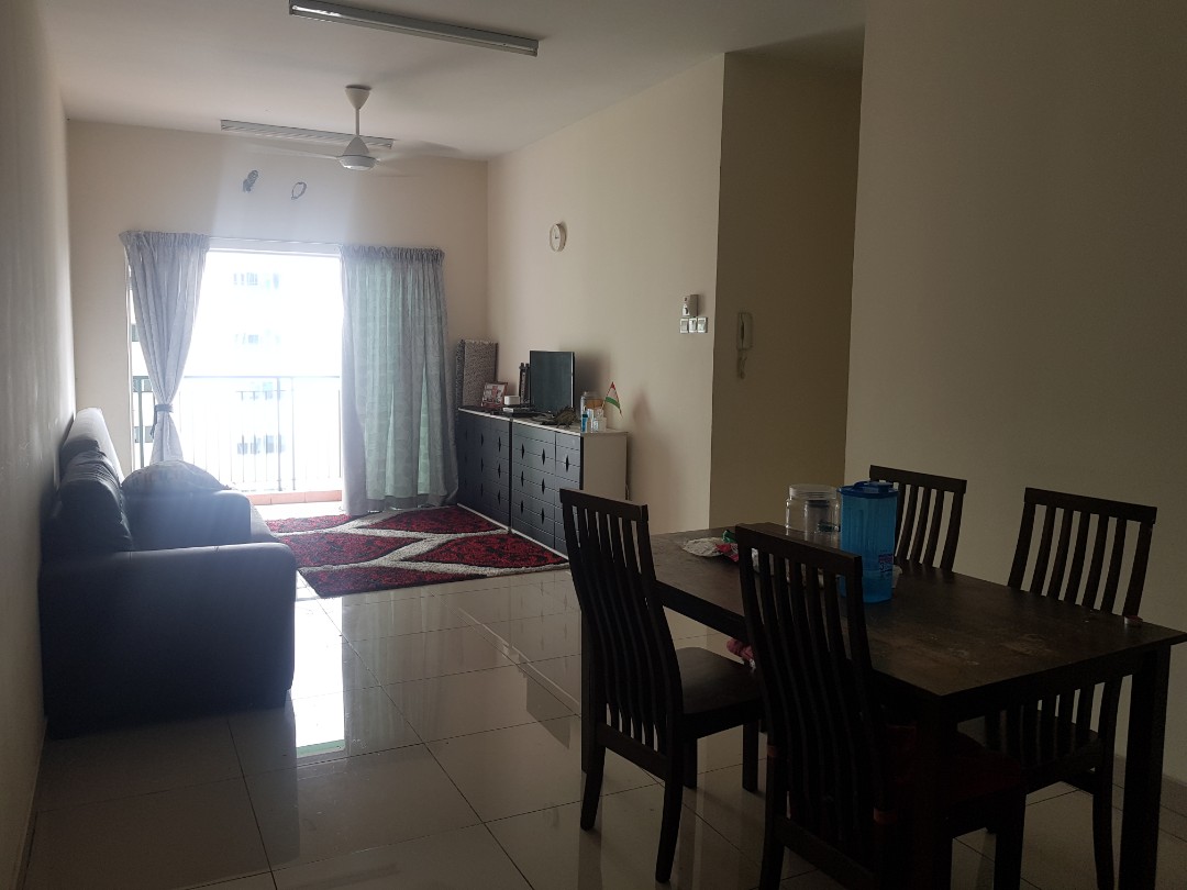 Master room oug parklane, Property, Rentals on Carousell