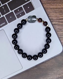 (Category: ) located in . Submitted by ofquartz.itsyou (Listing ID 1163195036, Image 1). Description: .