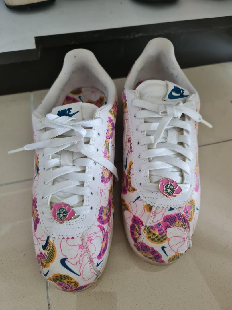 Nike classic cortez floral