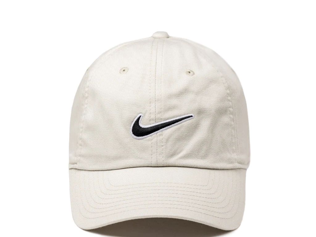 light grey nike cap