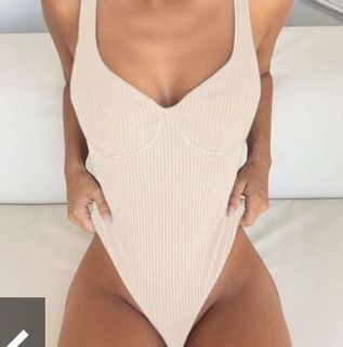 (Category: ) located in . Submitted by uryuprelovedbasics (Listing ID 1163151727, Image 1). Description: .