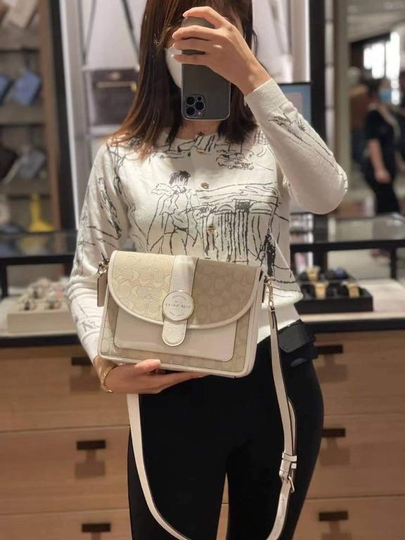 lonnie coach bag