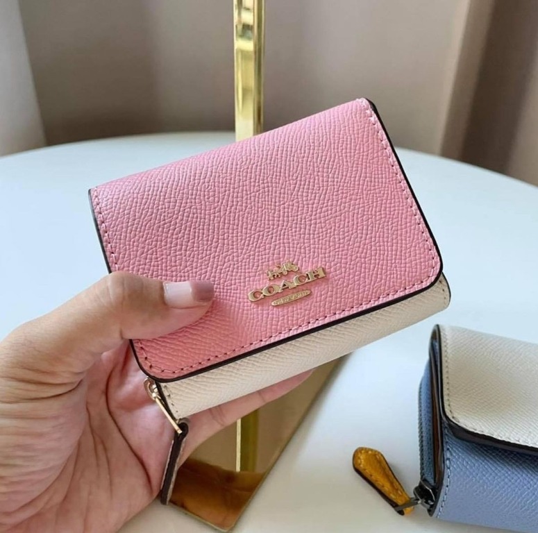 Original Coach Small Trifold Wallet In Colorblock 2923 - Pink, Women's  Fashion, Bags & Wallets, Wallets & Card holders on Carousell