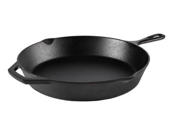 Ozark Trail 12” cast iron skillet (Category: Other Kitchenware & Tableware) located in Naga. Submitted by lailanietan (Listing ID 1163122865, Image 2). Description: The Ozark Trail Cast Iron Skillet is a great option for cooking up a hot meal whether you’re enjoying time camping in the great outdoors or you’re spending a night in for dinner at home. This versatile cooking utensil features a durable cast iron construction and features an easy-pour