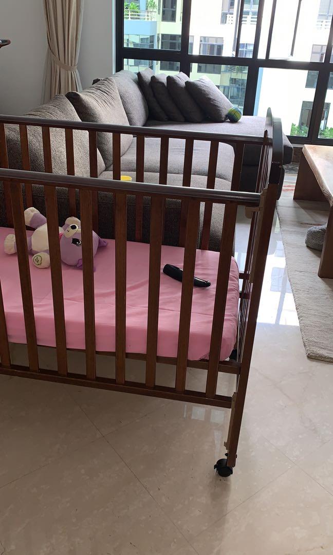 Picket and rail baby cot, Babies & Kids, Baby Nursery & Kids Furniture