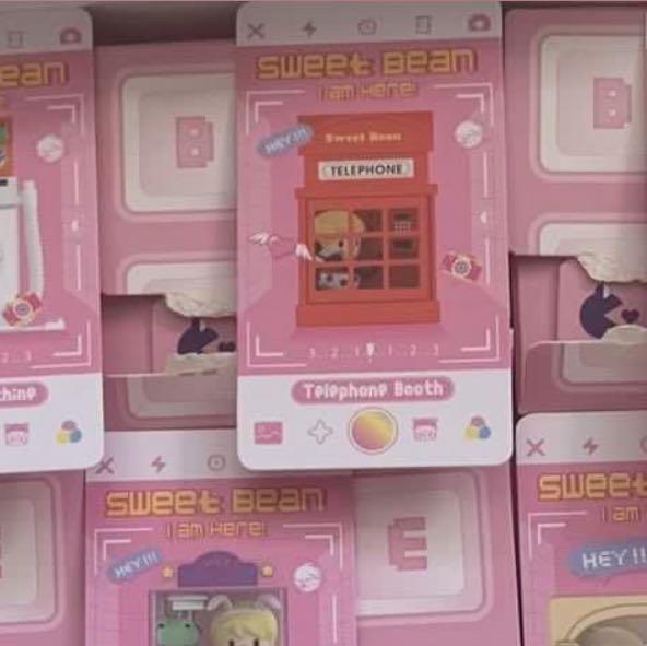 POPMART I AM HERE TELEPHONE BOOTH SWEET BEAN, Hobbies & Toys, Toys