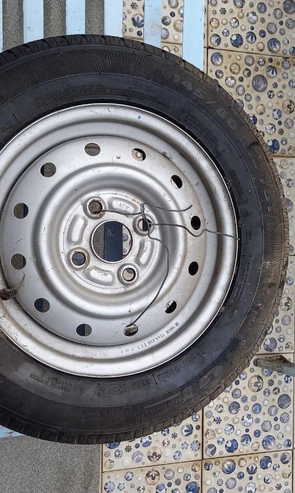 Ban Besi Ayla Agya 155/80 R13: Pilihan Tepat atau Jebakan Batman? Eksplorasi Mendalam untuk Pengguna Daihatsu Ayla dan Toyota Agya