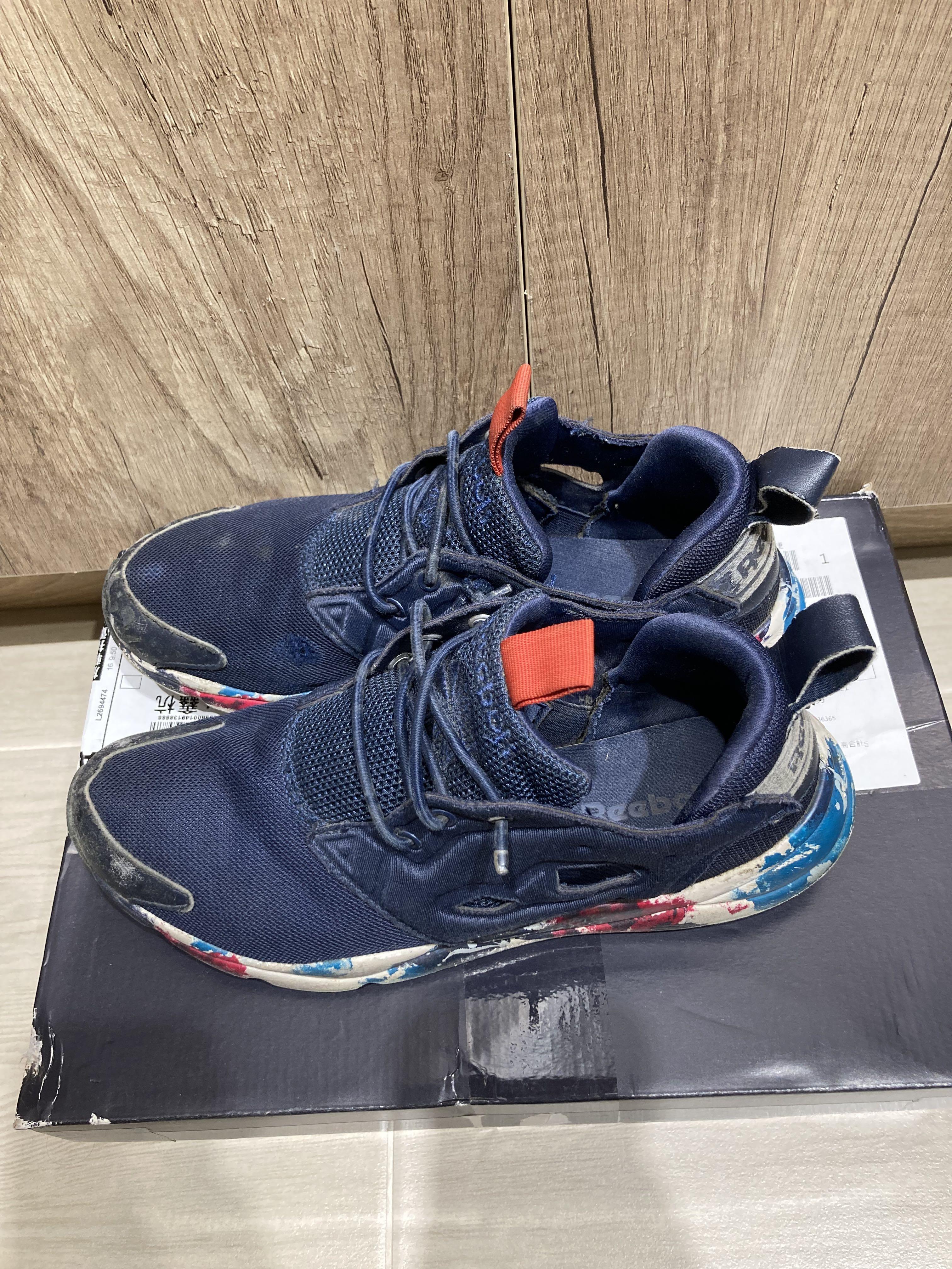 Reebok JD Ultralite, 她的時尚, 鞋子在旋 