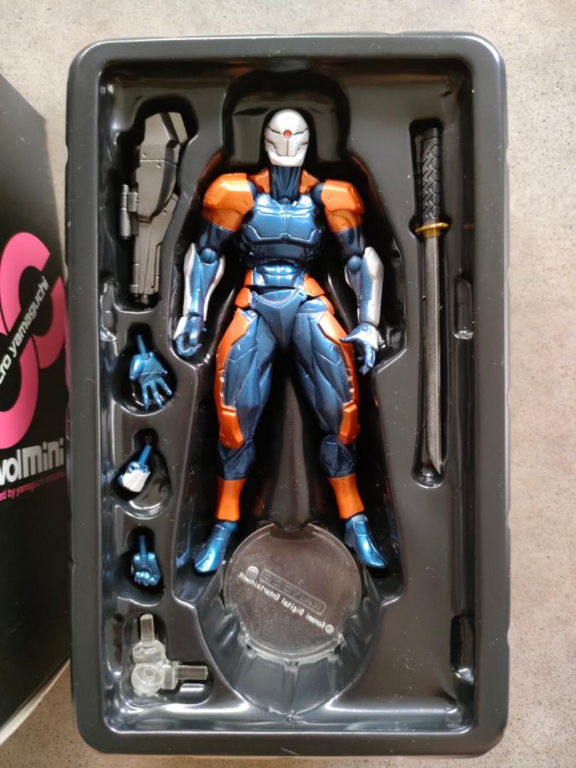Revol mini cyborg ninja top