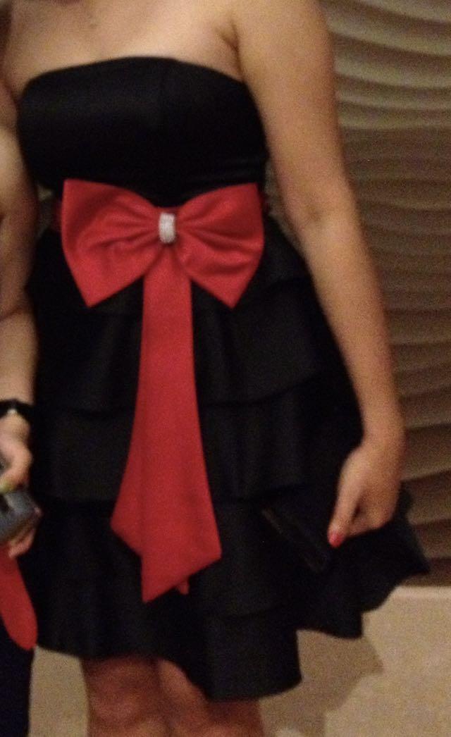 Black dress with red bow store