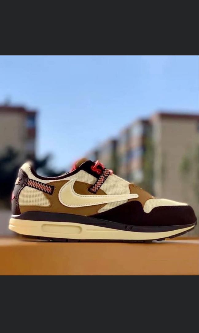 am1 travis scott