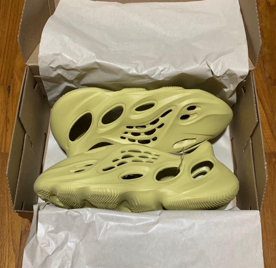 US 7/UK 7) Yeezy Foam Runner Sulfur, Men's Fashion, Footwear, Sneakers on  Carousell