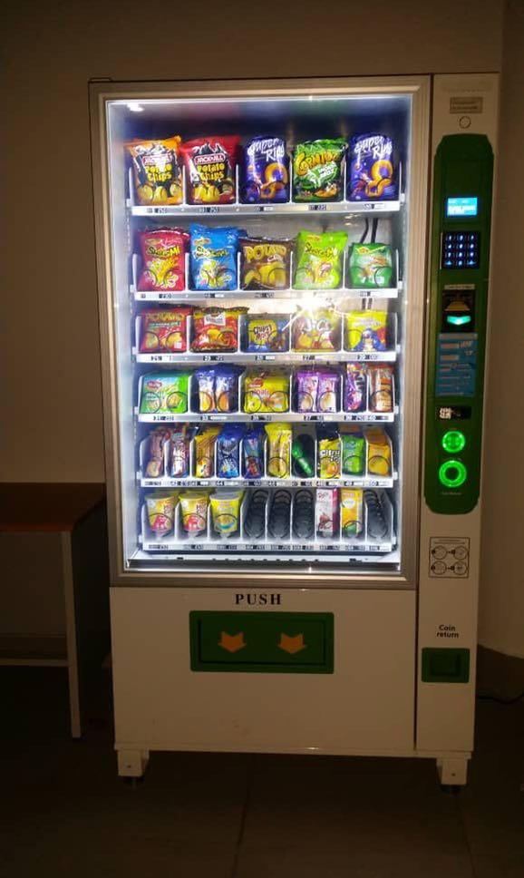 Vending machine(Almost brand new) for sale, Computers & Tech, Office