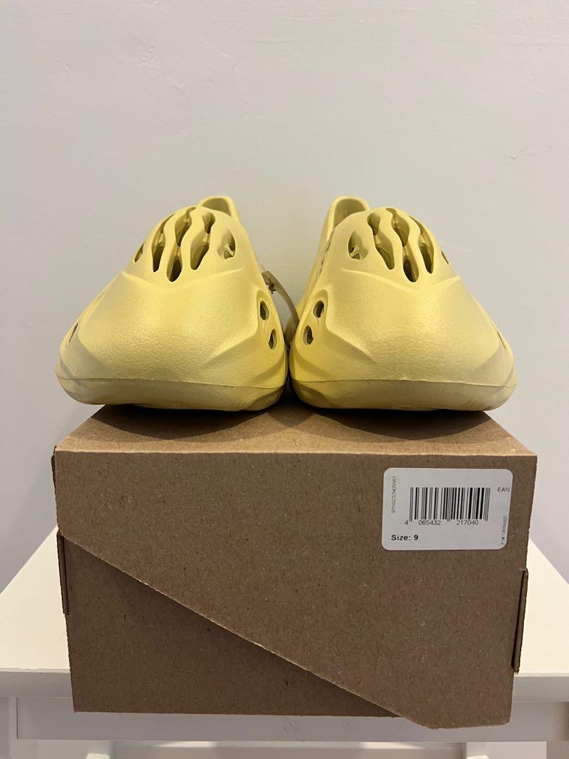 WTS BNDS Adidas Yeezy Foam Runner Sulfur (US9), Men