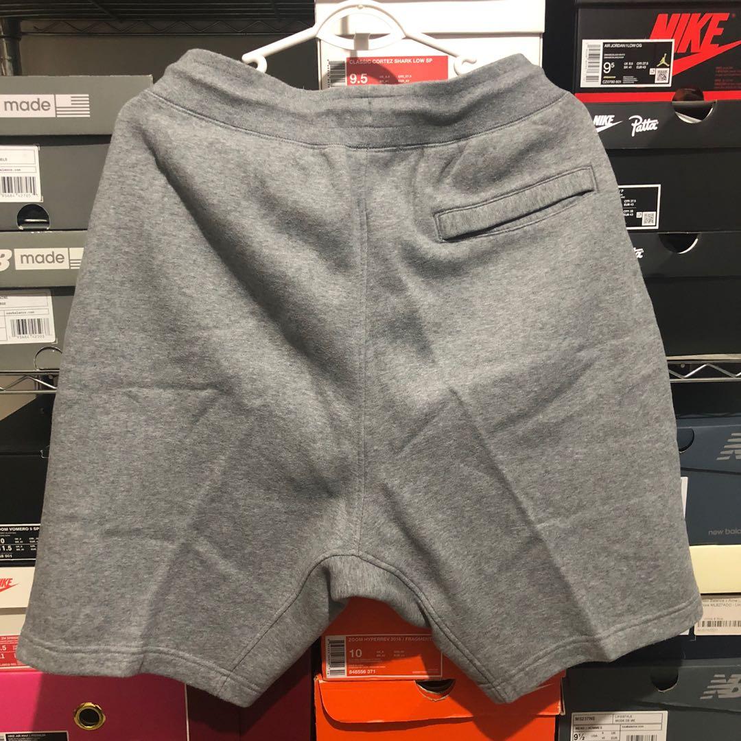 Mens grey nike hot sale fleece shorts